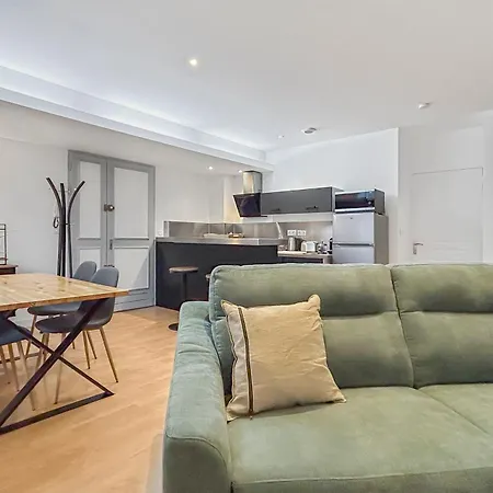 Apartment T2 Spacieux & Lumineux Hyper Centre *